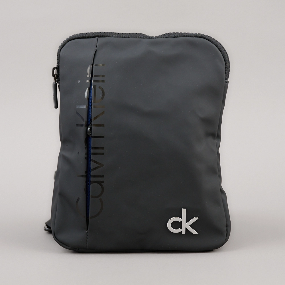 Сумка через плече CK