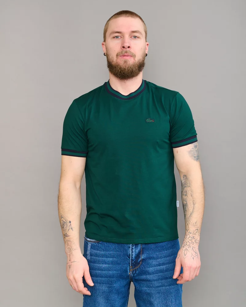 Зелений